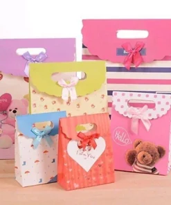 Túi giấy đựng quà các cỡ loại đẹp có nắp giao hình và màu ngẫu nhiên